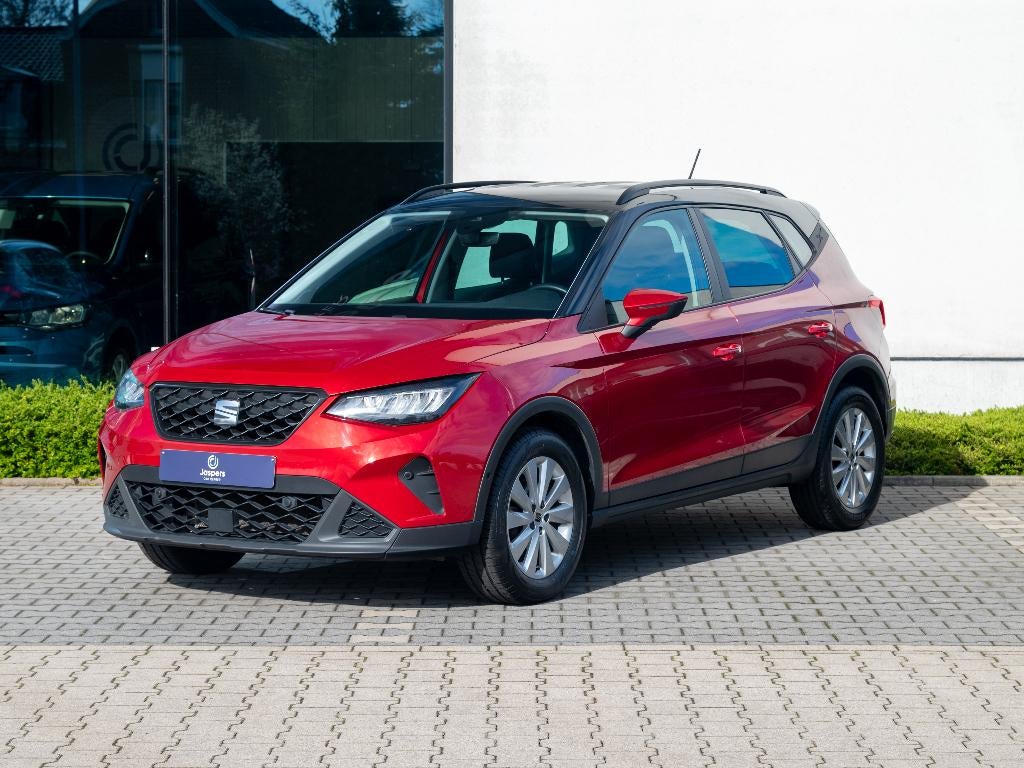 Seat Arona 1.0 TSI Move! met 95 PK, Voorwielaandrijving, Stof, 110 g/km, Zwart
