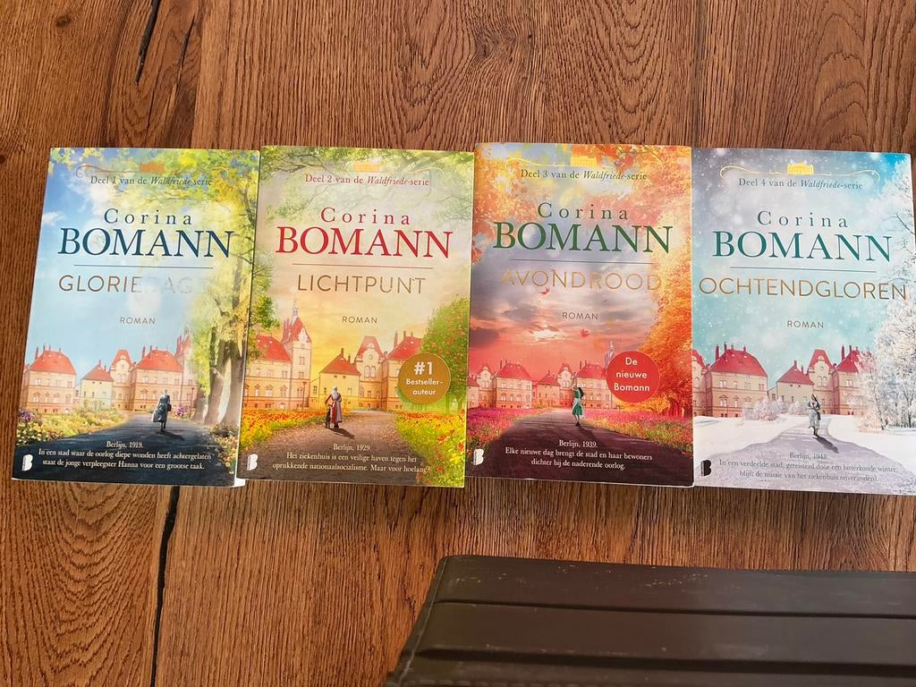 Volledige serie walfriede van Corina Bomann, Boeken, Chicklit, Ophalen, Zo goed als nieuw