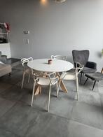 Ronde tafel met wit blad en houten poten, 100 à 150 cm, Quatre personnes, Rond, 100 à 150 cm