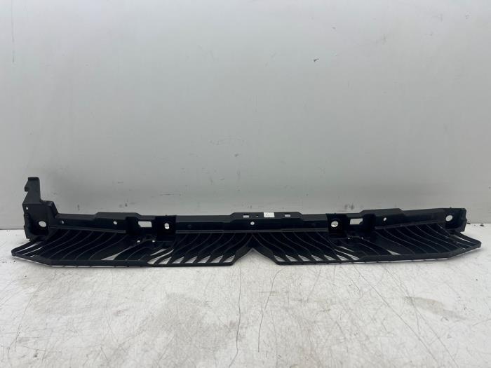 Support pare-chocs arrière centre d'un Volkswagen Polo, Autos : Pièces & Accessoires, Carrosserie & Tôlerie, Volkswagen, Utilisé