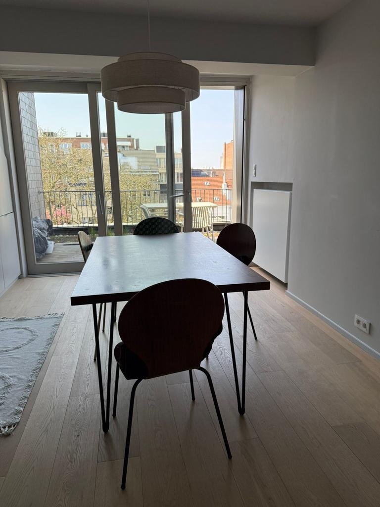 Table de cuisine Brand LaRedoute – 160x90 cm et chaises, Ophalen, Zo goed als nieuw, Hout