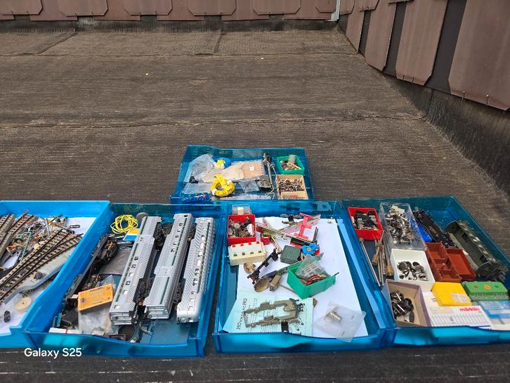 MEGA LOT ACCESSOIRES  , Hobby & Loisirs créatifs, Trains miniatures | HO, Utilisé, Autres types, Autres marques, Enlèvement ou Envoi