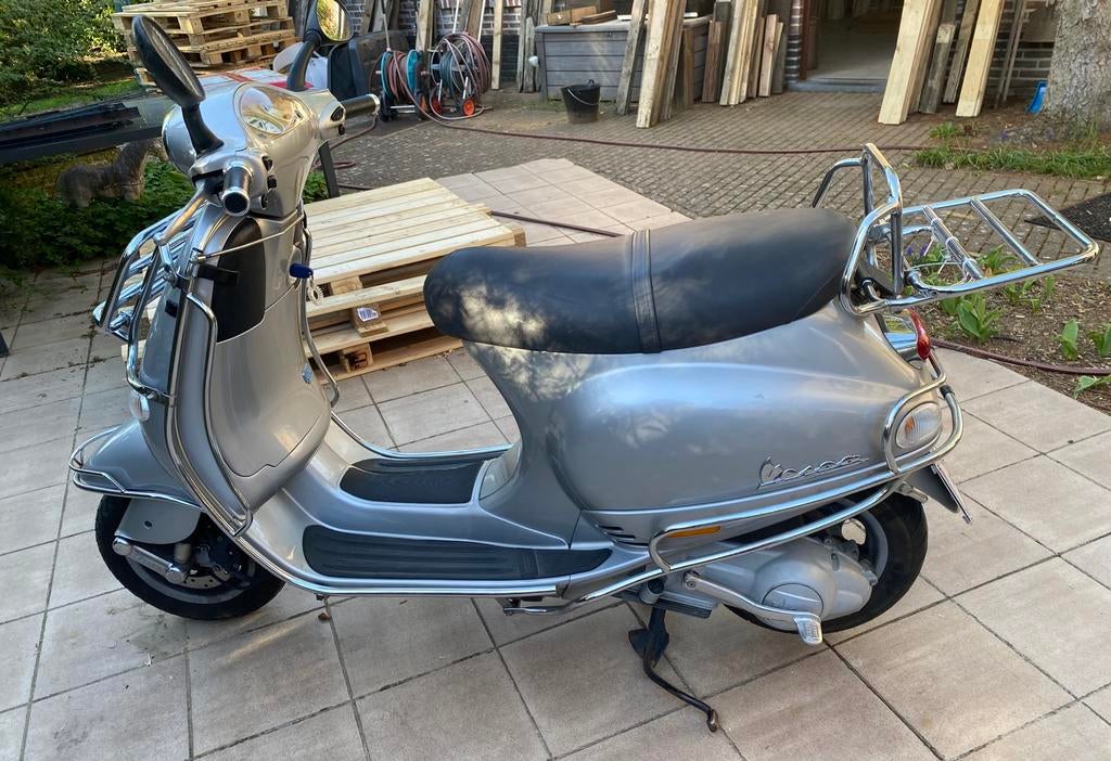 Vespa Piaggio ET4cento25 125cc 2001, Motoren, Particulier