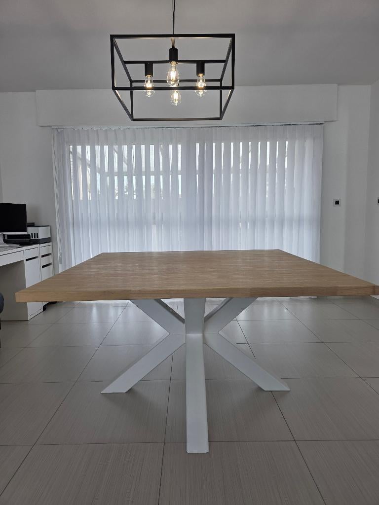 Vierkante industriële eettafel eiken-look met witte X-poot, Huis en Inrichting, Tafels | Eettafels, 100 tot 150 cm, 100 tot 150 cm