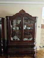 2 vitrines et buffets en noyer, Antiquités & Art, Antiquités | Meubles | Armoires, Enlèvement