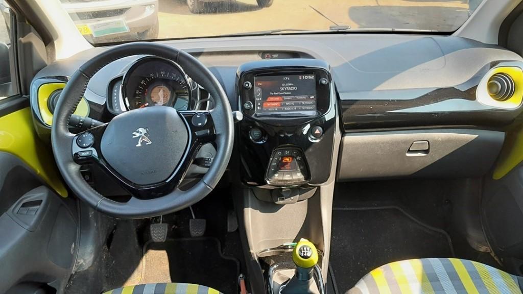 VOLANT DIRECTION Peugeot 108 (01-2014/-), Utilisé, Peugeot