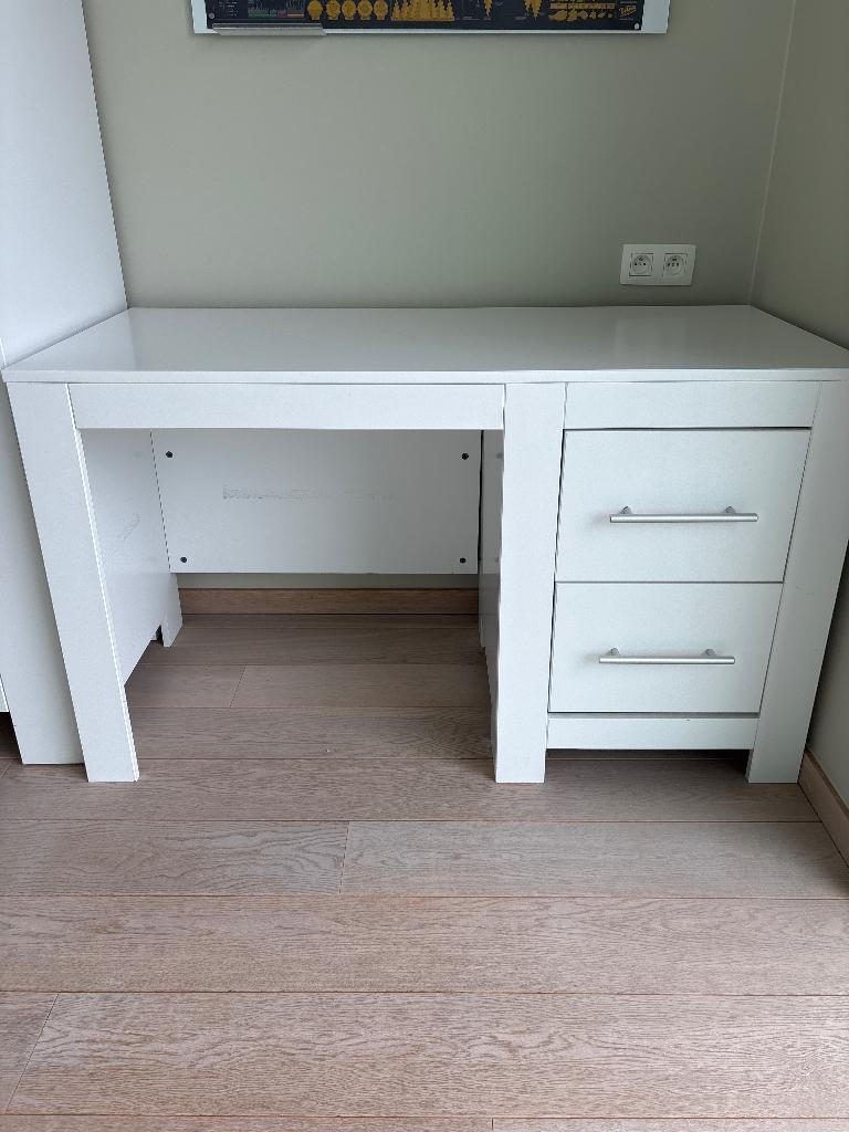 Bureau kind/tiener, Ophalen, Gebruikt, Overige merken, 130 cm