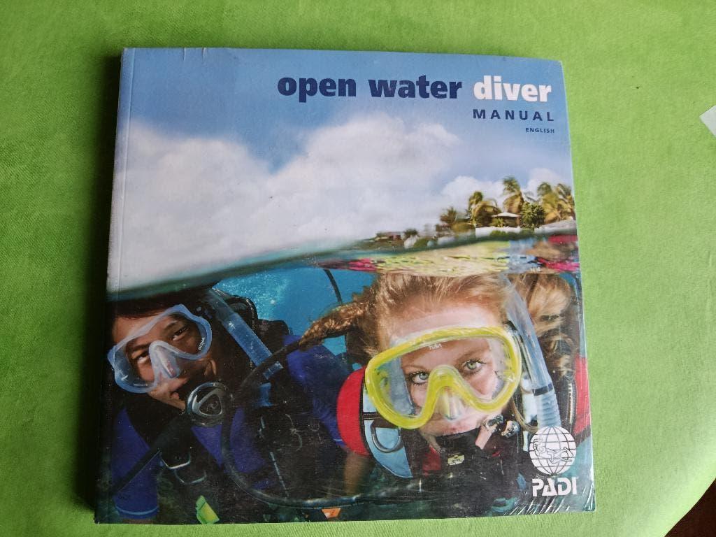 PADI Open Water Diver Manual (Engels) + RDP Table Kit #71142, Enlèvement ou Envoi, Neuf, Autres sujets/thèmes, PADI
