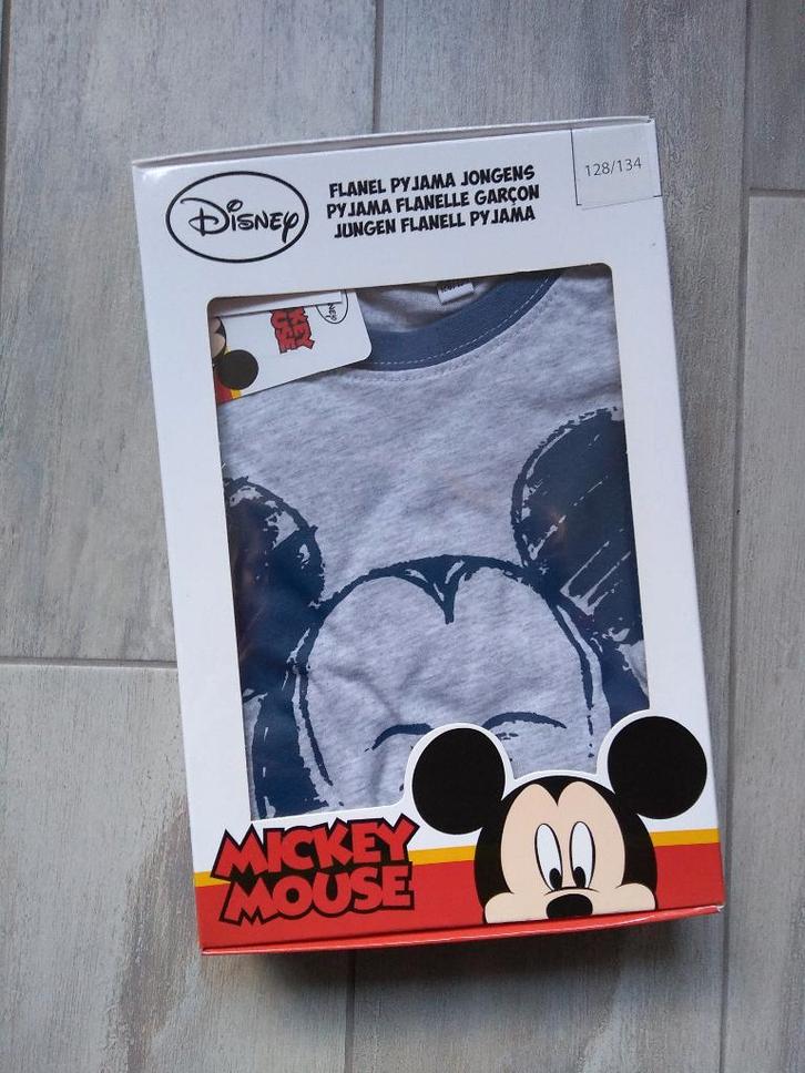 ★ M128/134 - Nieuwe pyjama mickey mouse, Kinderen en Baby's, Kinderkleding | Maat 128, Nieuw, Jongen, Nacht- of Onderkleding, Ophalen of Verzenden