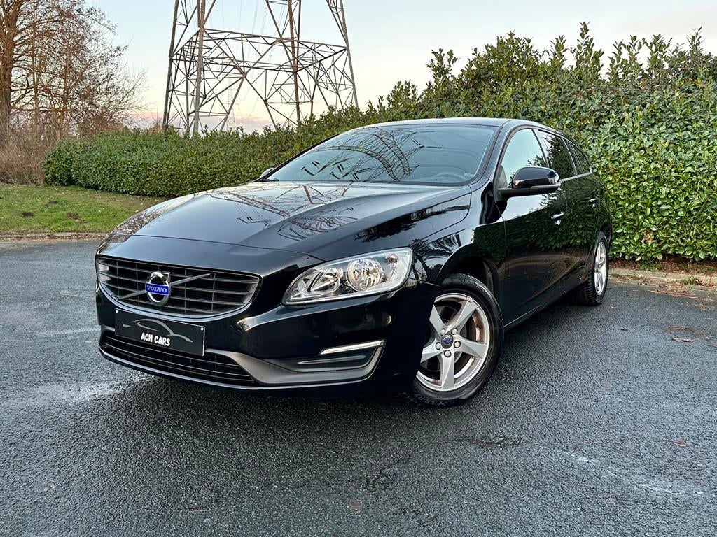 Volvo V60 Break 1.6 Diesel 2016 Euro 6b Airco 145.000 km GPS, Auto's, Volvo, Voorwielaandrijving, Stof, 4 cilinders, Zwart