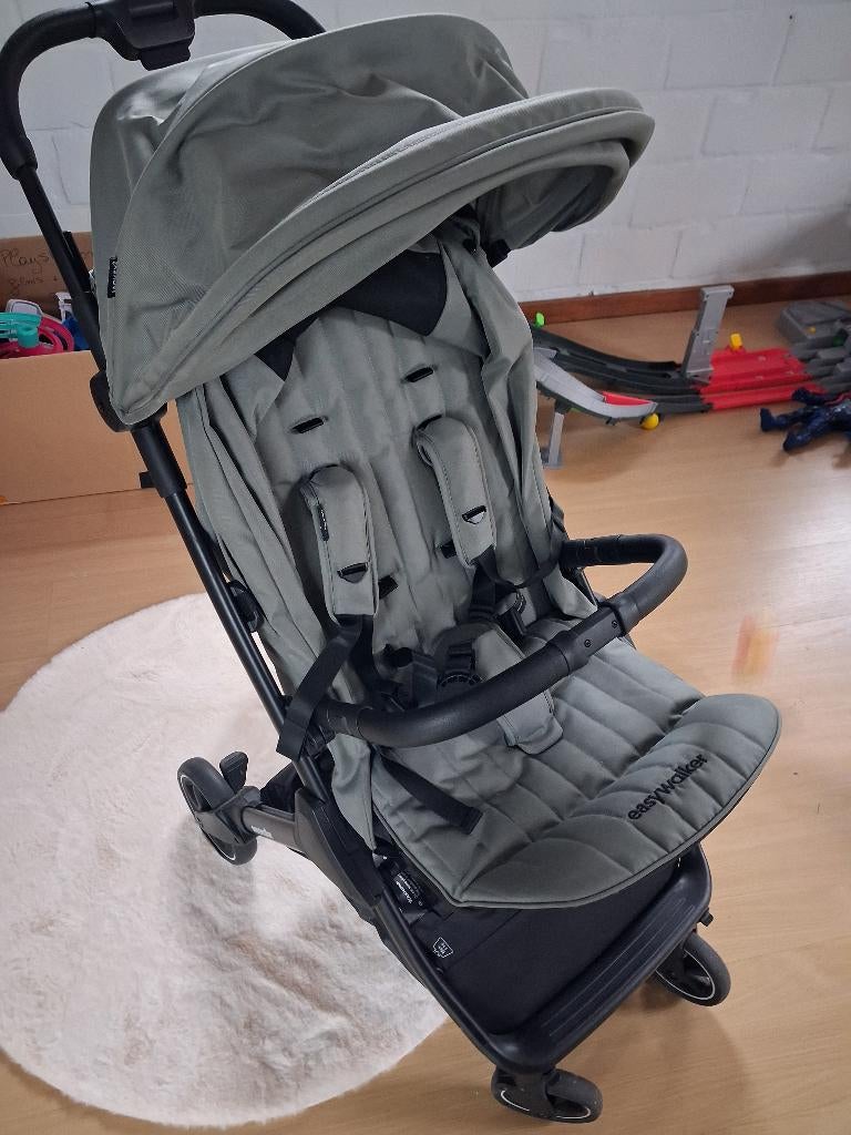 Easywalker jackey 2 kinderwagen - groen - nieuwstaat, Ophalen, Zo goed als nieuw, Overige merken, Verstelbare rugleuning