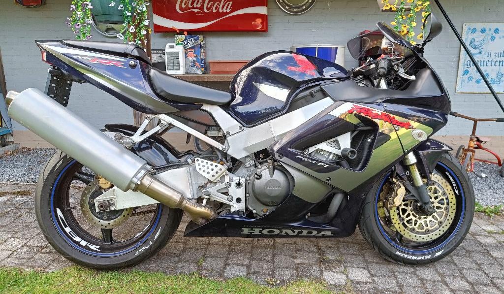 Honda CBR 900 RR Fireblade ! ! ! ! BONNE AFFAIRE ! ! ! !, Permis Moto A, Occasion, Plus de 35 kW, 4 cylindres