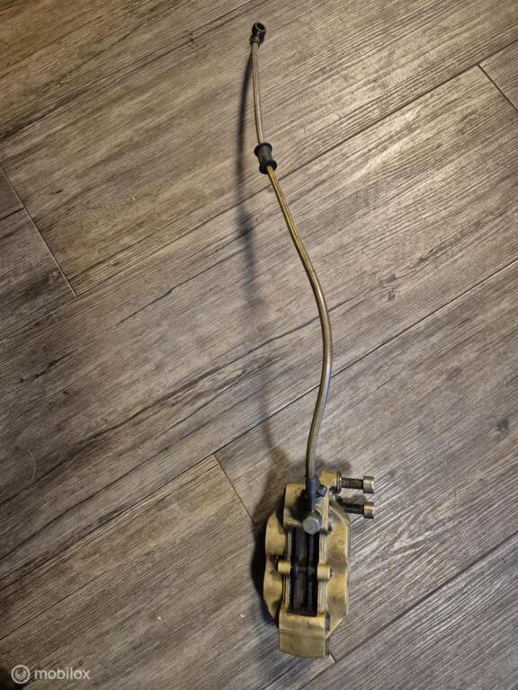 Remklauw brembo rechts 40 mm aansluiting Monster SS 916 888, Enlèvement ou Envoi, Factorystore.service@ducati.com, Via Antonio Cavalieri Ducati, 74/5, 74/6, 40132 Bologna BO