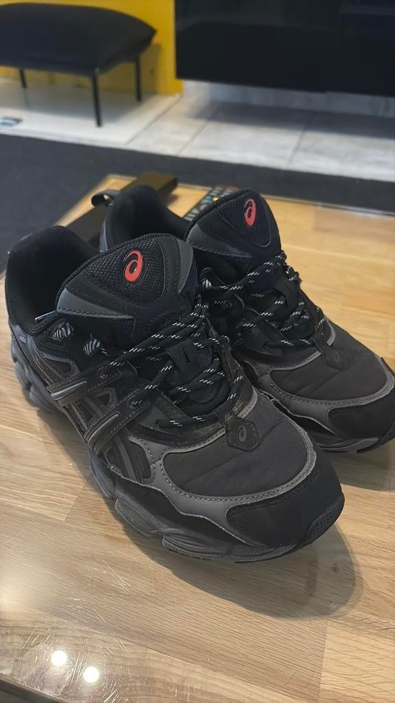 Asics nyc gel utility, Zwart, Ophalen of Verzenden, Zo goed als nieuw, Sneakers