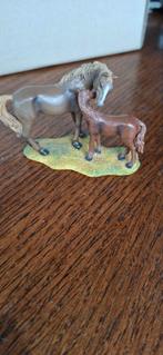 Cheval et poulain de Luville pour le village de Noël, Enlèvement ou Envoi, Cheval