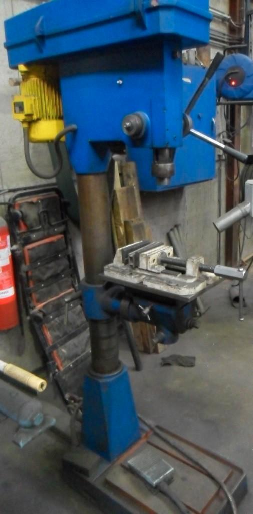 Perceuse sur Colonne, Articles professionnels, Machines & Construction | Travail du métal, Enlèvement