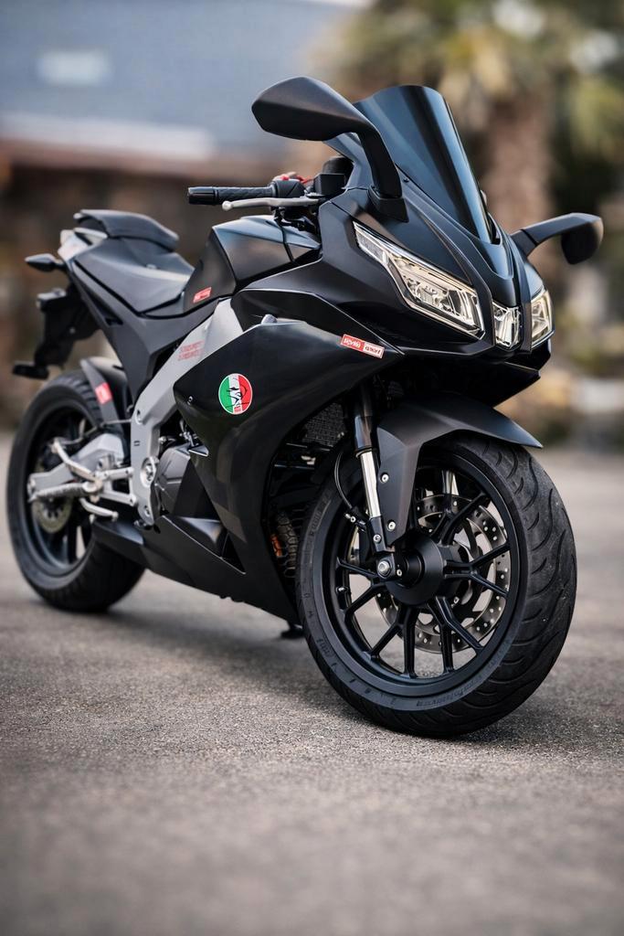 Aprilia RS 125 GP bwj 2022 km 4.500, Motoren, Motoren | Aprilia, Bedrijf, Sport, 11 kW of minder, 1 cilinder, LED Verlichting