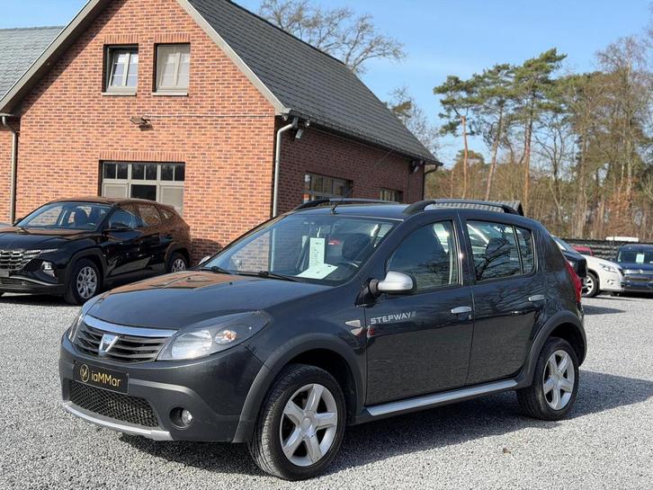 DACIA SANDERO STEPWAY - 1.6 BENZINE, Autos, Dacia, Entreprise, Achat, Sandero Stepway, ABS, Airbags, Air conditionné, Ordinateur de bord