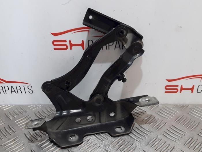 Charnière capot d'un Mercedes A-Klasse, Autos : Pièces & Accessoires, Autres pièces automobiles, Mercedes-Benz, Utilisé, 3 mois de garantie