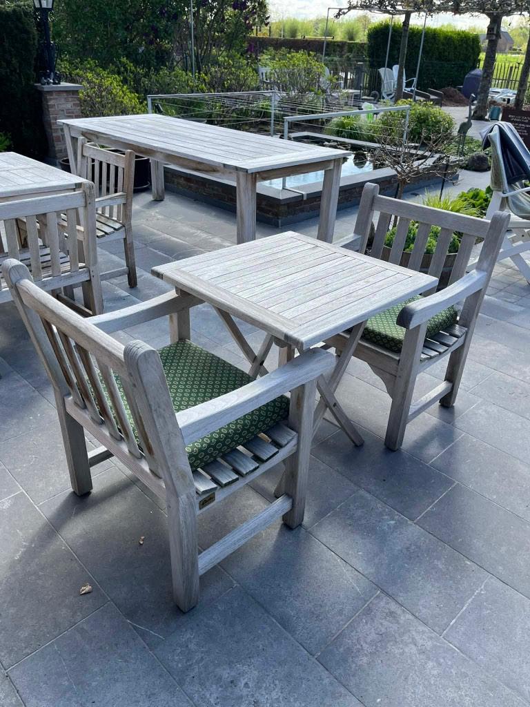 Mooi bistro tuintafel met 2 stoelen, Enlèvement, Comme neuf, Bois de teck