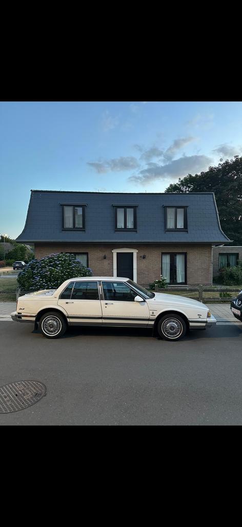 Oldsmobile Delta 88 3.8 V6, Autos, Oldsmobile, Particulier, Cruise Control, Vitres électriques, Sièges électriques, Radio, Essence