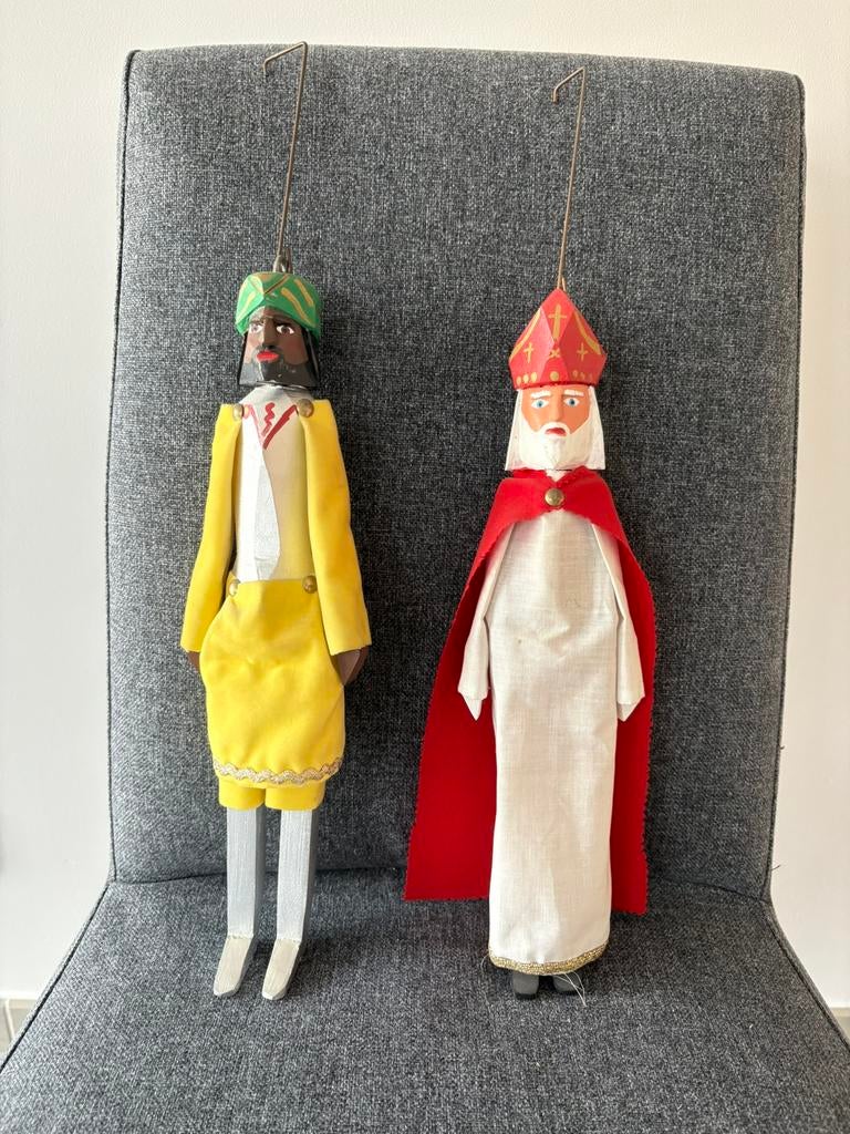 Marionnettes liégeoises Saint-Nicolas et Père Fouettard, Collections, Enlèvement, Comme neuf