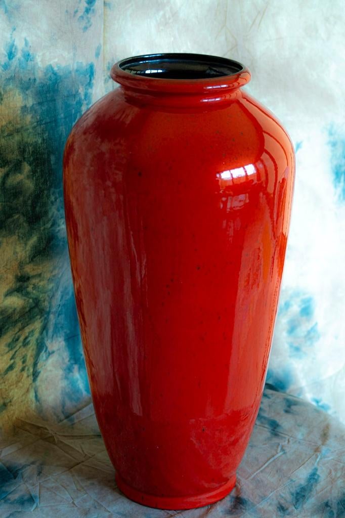 Vase Scheurich rouge vintage, Antiquités & Art, Antiquités | Céramique & Poterie, Enlèvement