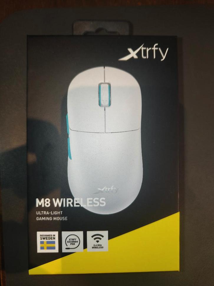 NOUVEAU - Souris sans fil Cherry Xtrfy M8 blanche, Informatique & Logiciels, Souris, Neuf, Souris, Sans fil, Souris de gaming