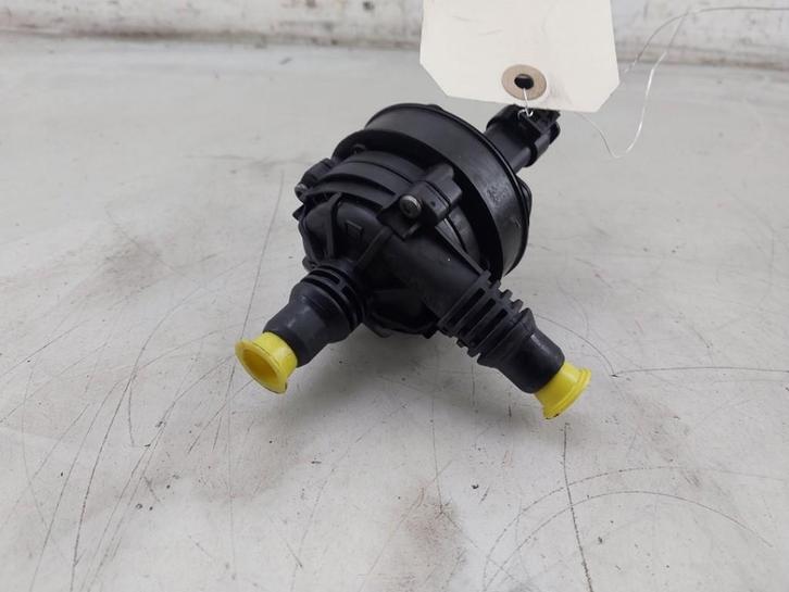 EXTRA WATERPOMP BMW i3 (I01) (01-2013/06-2022) (|6834917|), Auto-onderdelen, Airco en Verwarming, BMW, Gebruikt