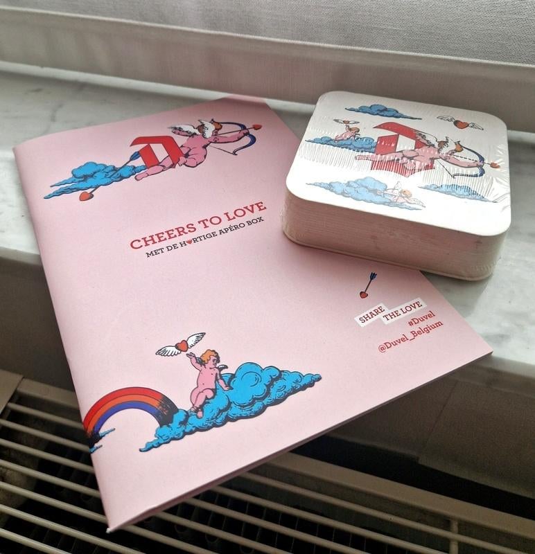 Duvel boekje + bierviltjes 'Cupido', Verzamelen, Biermerken, Viltje(s), Duvel, Ophalen of Verzenden