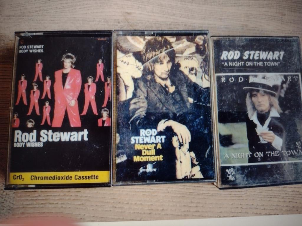 LOT: 3 MUZIEK CASSETTEN ROD STEWART, Cd's en Dvd's, Cassettebandjes, Gebruikt, Origineel, Pop, 2 t/m 25 bandjes, Ophalen of Verzenden