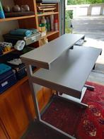 Computertafel verschillende opbergvakken, Ophalen, Gebruikt