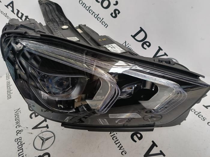 Koplamp rechts van een Mercedes GLE, Gebruikt, -, Ophalen of Verzenden, -
