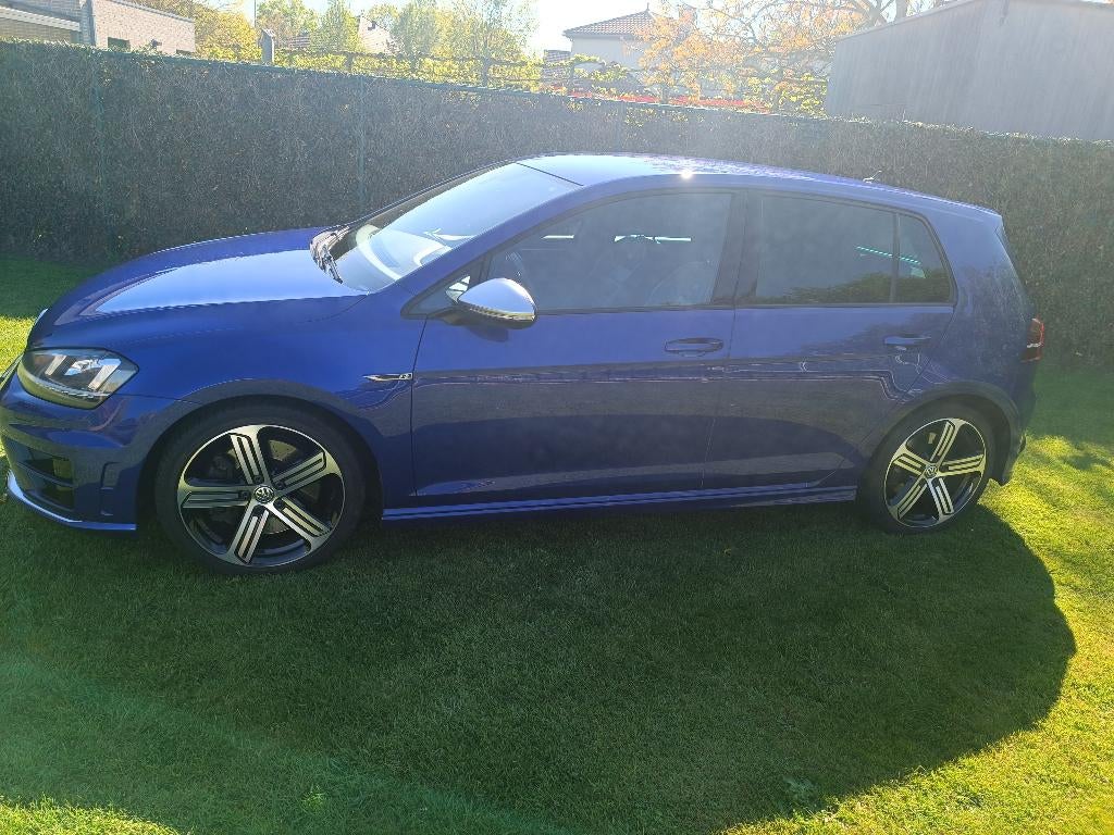 VW Golf 7 R, Auto's, Volkswagen, Particulier, Golf, Benzine, Euro 6, 5 deurs, Automaat, Blauw, Zwart, Overige bekleding, Ophalen