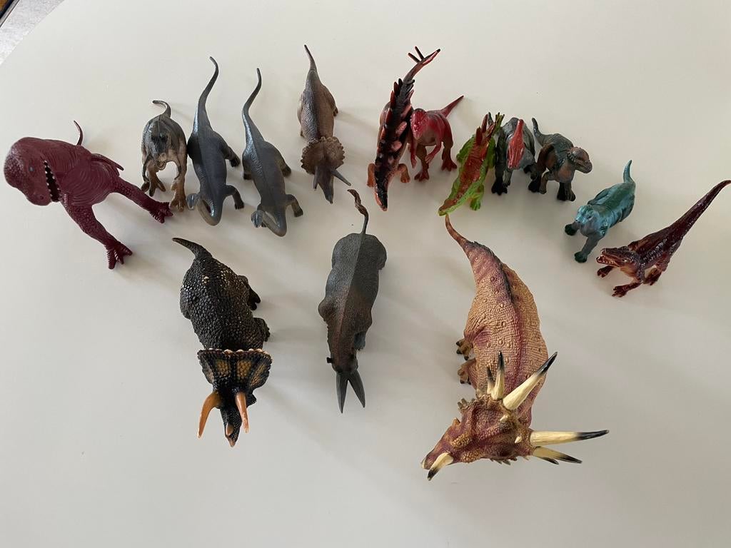 Set dino’s (15), Enfants & Bébés, Jouets | Figurines, Enlèvement ou Envoi, Comme neuf