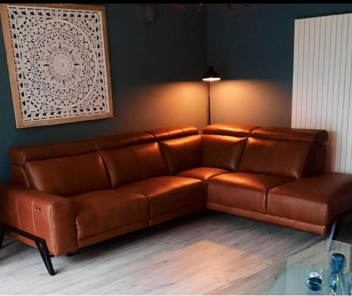 Belle assise en L en cuir (couleur cognac), Maison & Meubles, Canapés | Coins salons complets, Enlèvement