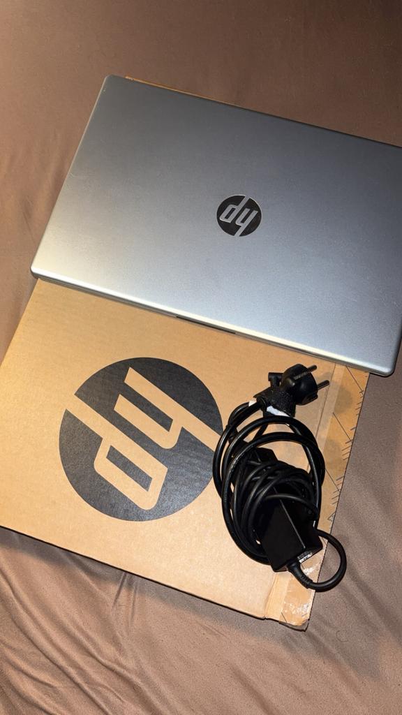 Pc portable HP Ryzen 5 avec boite et Facture comme neuf, Informatique & Logiciels, Enlèvement, Comme neuf, Azerty, SSD