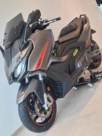 Kymko AK550 PREMIUM FULL OPTIONS ARROW tmax t max, Motos, Particulier, Sport, Poignées chauffantes