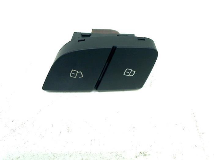 Commutateur verrouillage central des portes d'un Audi A1, Autos : Pièces & Accessoires, Autres pièces automobiles, Audi, Utilisé