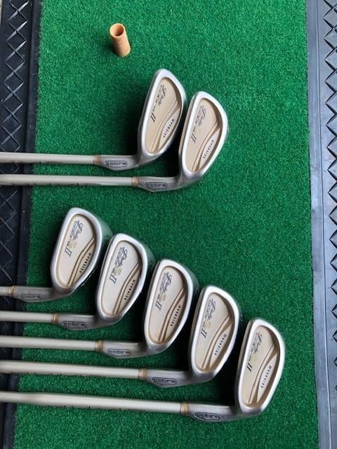 Clubs de golf dame marque Lady COBRA + chariot + sac, Sports & Fitness, Golf, Enlèvement, Comme neuf, Sac, Autres marques