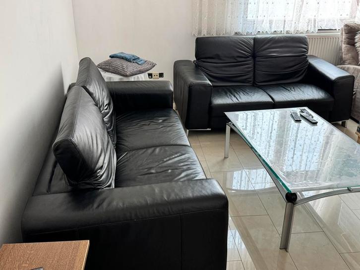 Canapés cuir noir Meubles Belot 3 places + 2 places, Huis en Inrichting, Zetels | Complete zithoeken, Gebruikt, Leer, Ophalen