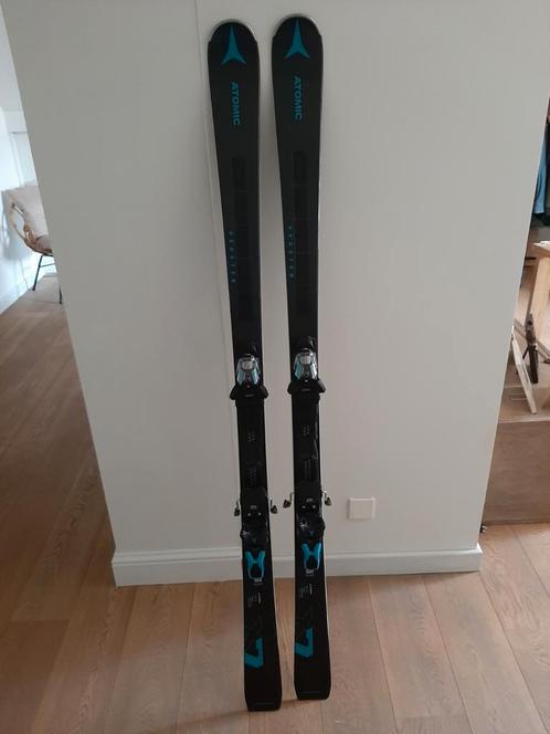 Atomic X7 revoshock met bijhorende stokken., Sport en Fitness, Skiën en Langlaufen, Zo goed als nieuw, Atomic, Ophalen