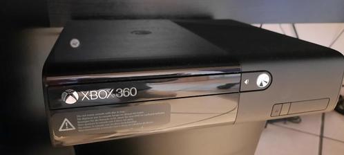 ​ Xbox 360E + 26 Jeux Originaux + Kinect ​+ 2 Manettes, Games en Spelcomputers, Spelcomputers | Xbox | Accessoires, Gebruikt, Xbox 360