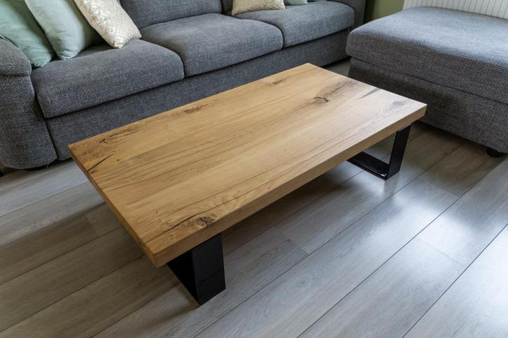 Salontafel in oude eikenhouten balken, zwarte of witte poten, Huis en Inrichting, Tafels | Salontafels, Nieuw, Eikenhout, Ophalen of Verzenden