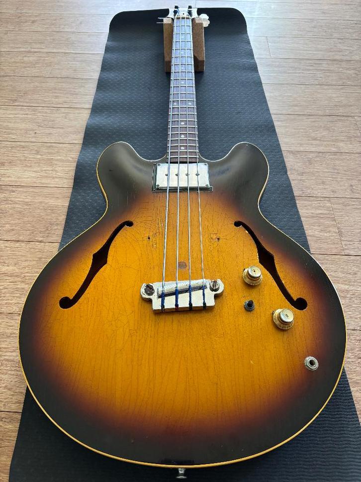 Gibson EB-02 de 1966 bass, Muziek en Instrumenten, Snaarinstrumenten | Gitaren | Bas, Gebruikt, Elektrisch, Ophalen of Verzenden
