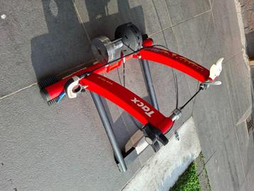 Tacx one fietstrainer beschikbaar voor biedingen