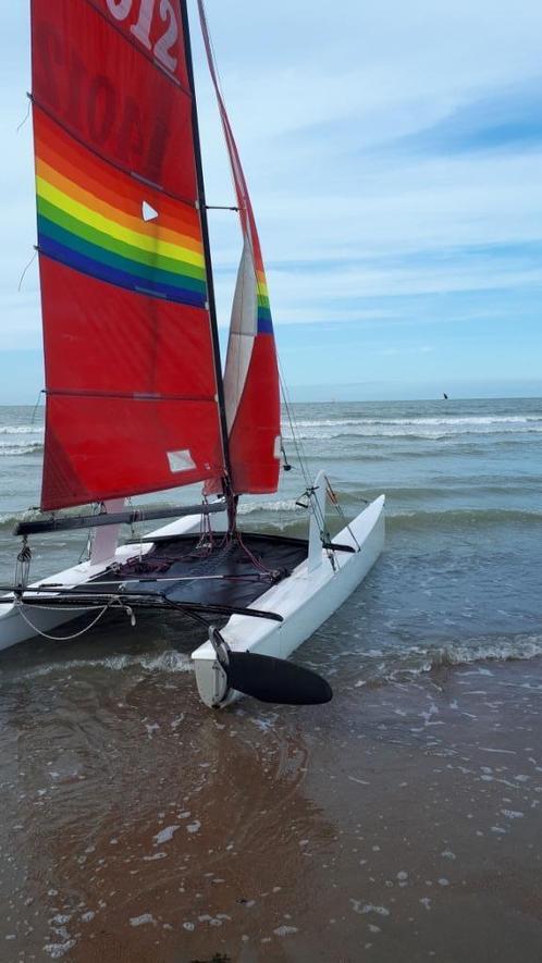 Hobie Cat 18 - Catamaran zeilboot + inox strandkist, Sports nautiques & Bateaux, Catamarans, Utilisé, Enlèvement