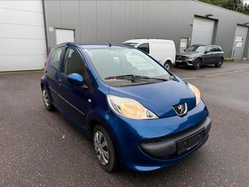 Peugeot 107 1.0 urban beschikbaar voor biedingen