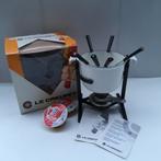 Le Creuset fondueset: Model Enzo Mari 1970. Compleet!, Elektronische apparatuur, Fonduesets, Ophalen of Verzenden, Zo goed als nieuw