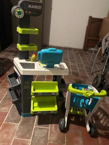Smoby winkeltje - met accessoires  beschikbaar voor biedingen